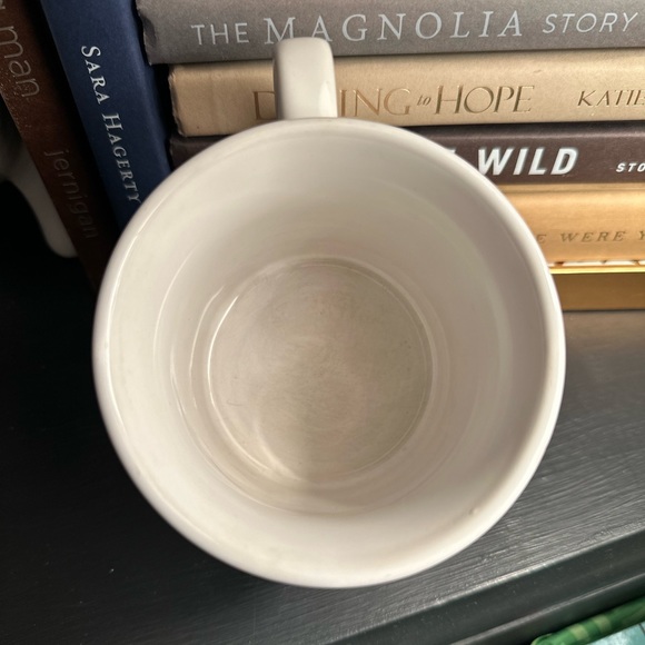 Walt Disney World Engraved Castle White Coffee Mug Cup Made in Japan Vintage - Picture 3 of 3